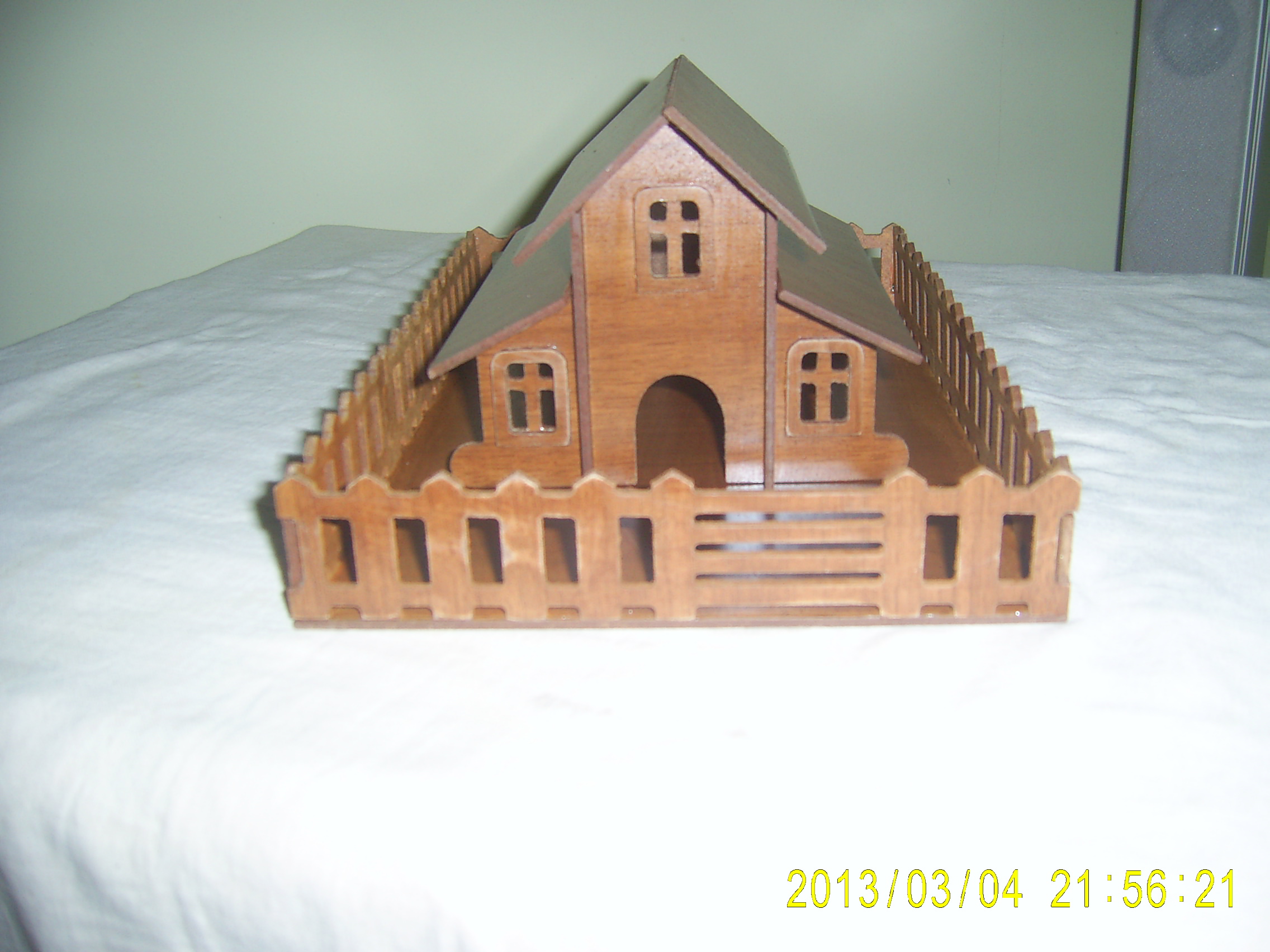 Laser Cut Design Form House Free DXF File
