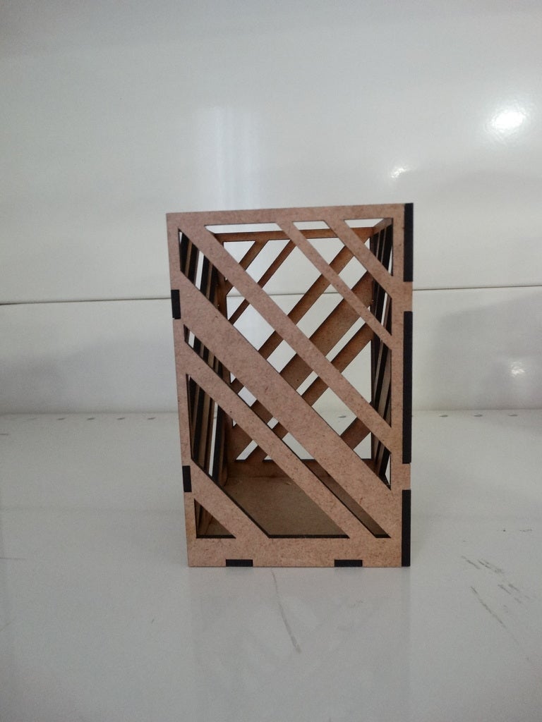 Modern Pencil Holder For Office Table 3mm Free DXF File