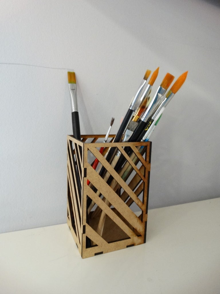 Modern Pencil Holder For Office Table 3mm Free DXF File