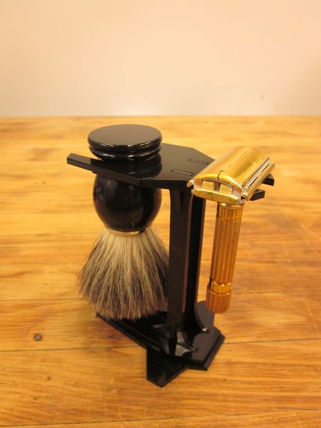 Shave Stand Diy Laser Cut Free Vector File